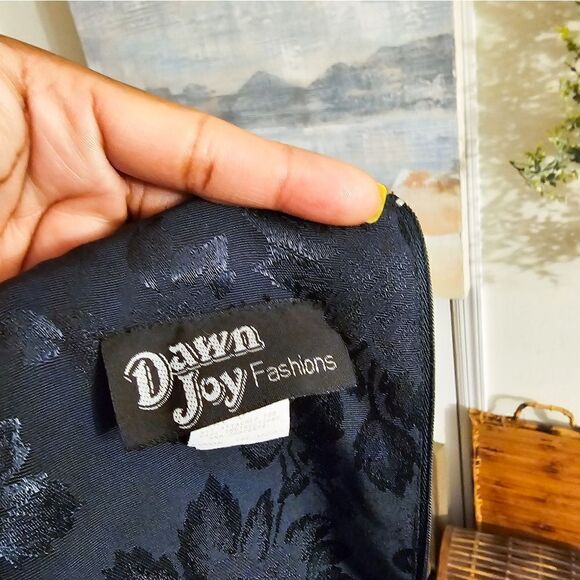 Vintage 80's Dawn Joy Sexy Floral Print Midi Sheath Dress. - Picture 9 of 14